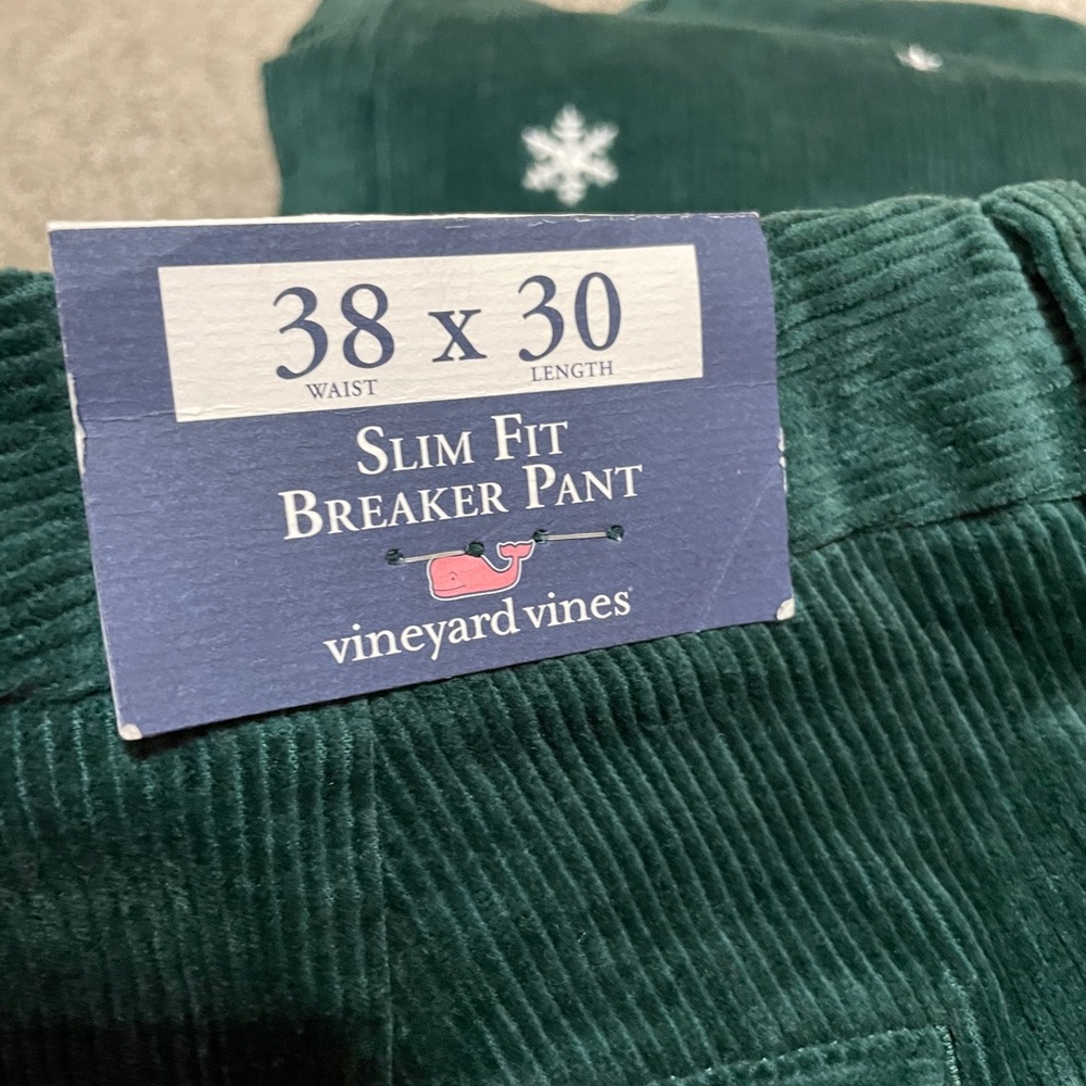 Vineyard Vines 38*30 Cords